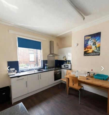 5 Bed - 32 Delph Mount, Hyde Park, Leeds - LS6 2HS - Student - Photo 3