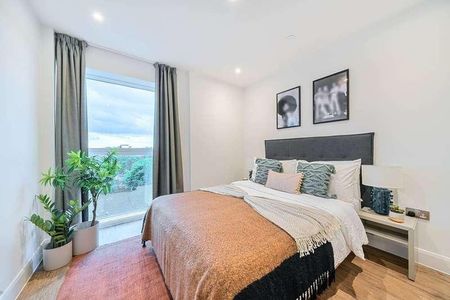 Uncle Colindale, Colindale, NW9 - Photo 2