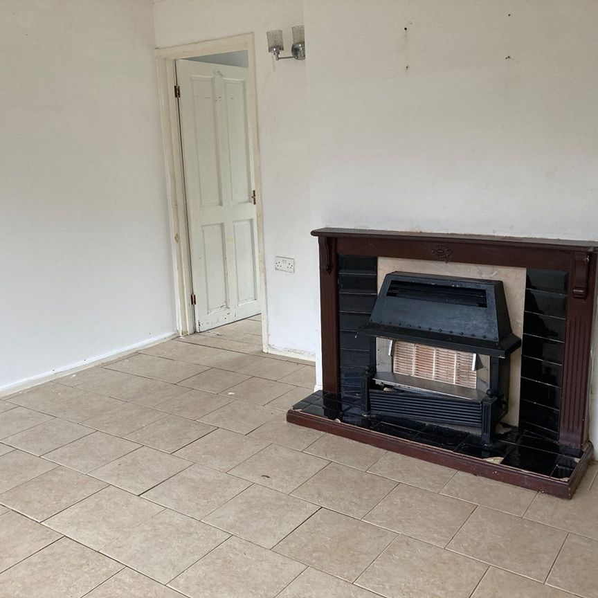 3 Bed Semi-Detached House, Kiln Road, S61 - Photo 1