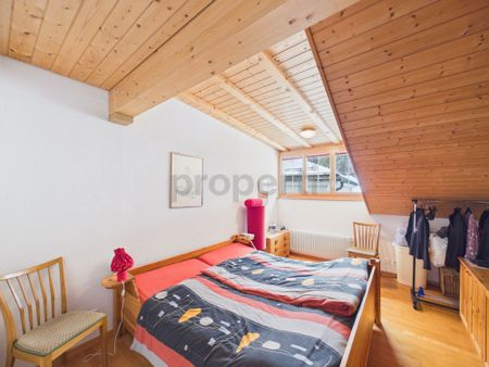 Cozy 3-room attic apartment in Betschwanden also possible as a 2nd apartment - Photo 3