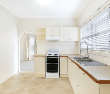 66 Farmborough Road, Unanderra, NSW 2526 - Photo 1 | Rentumo