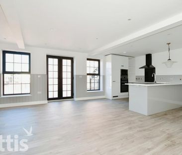 2 bedroom end of terrace house to rent - Photo 1