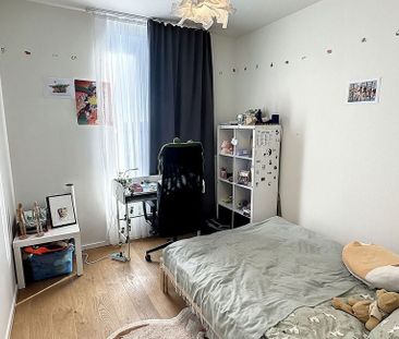 Appartement te huur in Sint-Lambrechts-Woluwe voor € 2.125 met 3 sl... - Photo 3