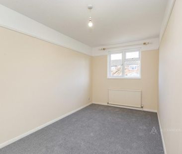 4 bedroom detached house to rent - Photo 4