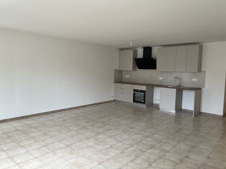 Location Appartement 2 pièces 64m² GIGNAC 34150 - Photo 2