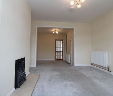 2 bedroom end of terrace house to rent - Photo 3