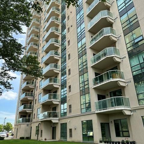 For Lease - 4789 RIVERSIDE Drive Unit# 205, Windsor, Ontario - Photo 1
