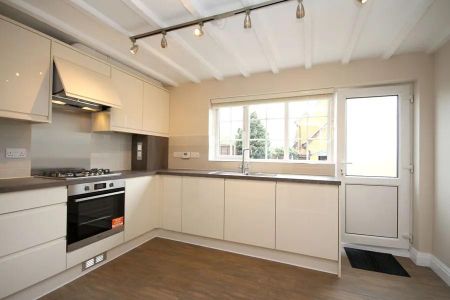 1 bedroom terraced house to rent - Photo 5