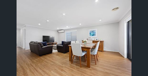 A Bright & Spacious Family Home - Photo 1