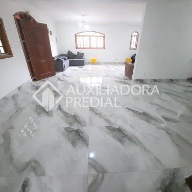 Sobrado com 3 quartos e 215m² para alugar em Parque das Nações, Santo André. - Photo 1