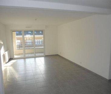 Appartement 3 pièces - - Photo 2