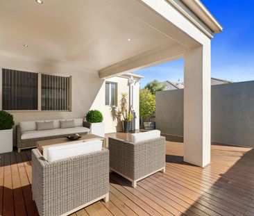 Exceptional Family Home - Photo 5