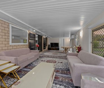 176 First Ave, Marsden QLD 4132 - House For Rent | Domain - Photo 2