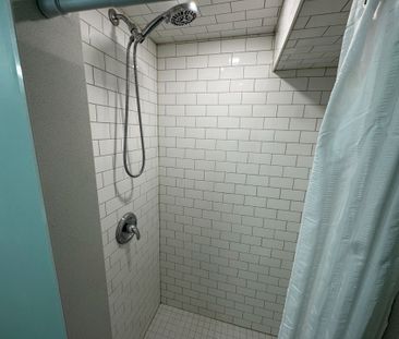 For Lease - 37 Wood Drive, Whitby, Ontario - Photo 4