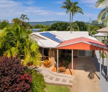 Family Home Amongst 'Garden Oasis' - Photo 2