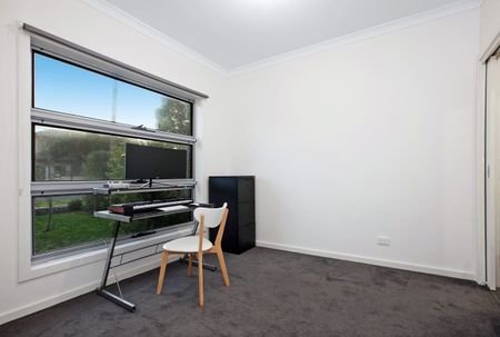 2/22 Epstein Street, Reservoir VIC 3073 - Photo 4
