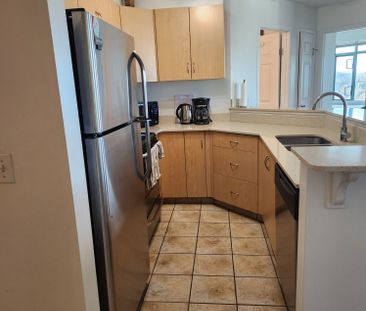 1811, 1121 6 Ave, SW, Calgary, AB - Photo 3