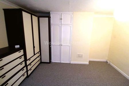 Green Lane, Uxbridge, UB8 - Photo 5