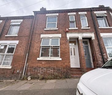 3 bedroom terraced house to rent - Photo 6