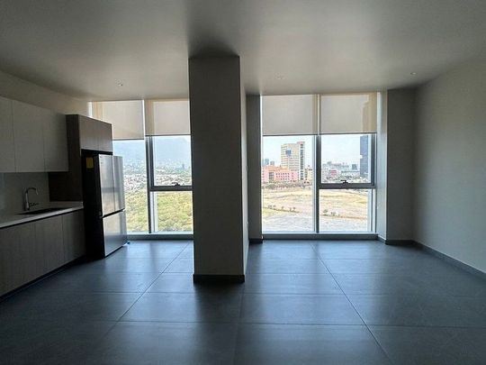 Departamento en renta torre Lativ valle oriente san Pedro - Photo 1
