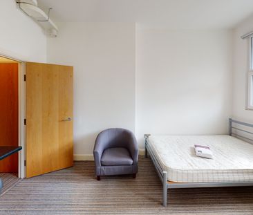 Student Properties to Let - Photo 3