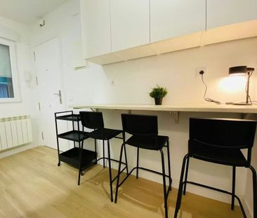 Avenida de la Albufera, Madrid, Community of Madrid 28038 - Photo 3