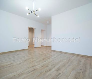 Chorzów, Batory, Plac Nowary - Zdjęcie 3