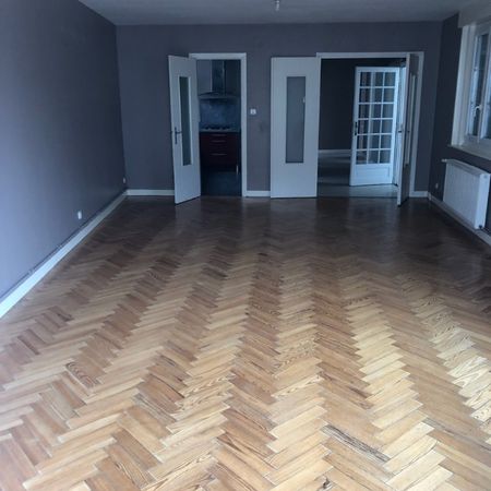 Location Appartement 4 pièces 113m² HAZEBROUCK 59190 - Photo 4