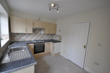 2 bedroom terraced house to rent - Photo 5