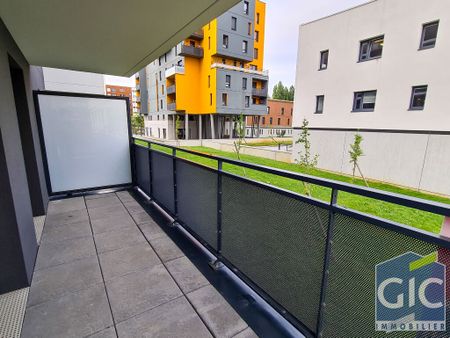 A LOUER F3 AVEC TERRASSE RESIDENCE RECENTE HEROUVILLE SAINT CLAIR - Photo 4