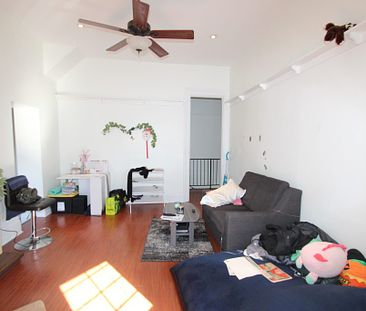 140 Alfred, unit 2- Lease - Photo 2
