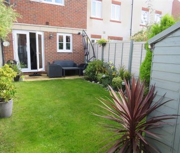 Buckle Gardens - Photo 2