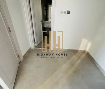 Spacious 4 BR Villa in Al Hooshi Villas: Perfect Family Retreat - Photo 6