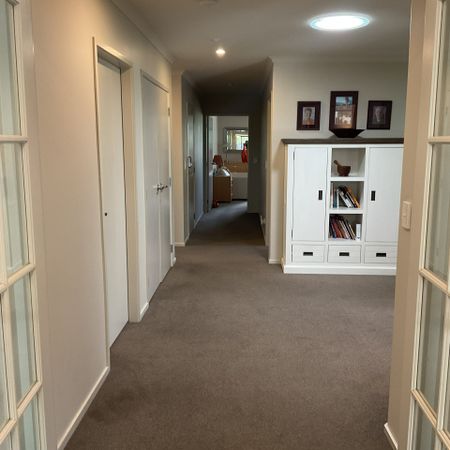 START THE NEW YEAR IN STYLE - Photo 2