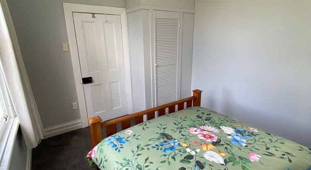 Sunny Home in Richmond - Photo 1