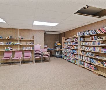 For Lease - 225 HARVARD Place, Waterloo, Ontario - Photo 2