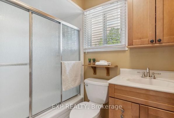 For Lease - 259 O'donoghue unit2 Avenue, Oakville, Ontario - Photo 1