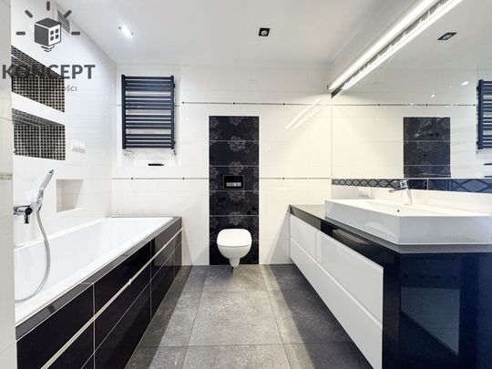 3 pokojowe Przestronne mieszkanie ul. Strzegomska - Zdjęcie 1