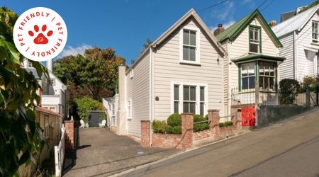 Charming Cottage in Thorndon – Walk to CBD & Botanic Gardens! - Photo 4