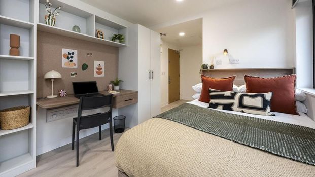 Studio to rent - Photo 1