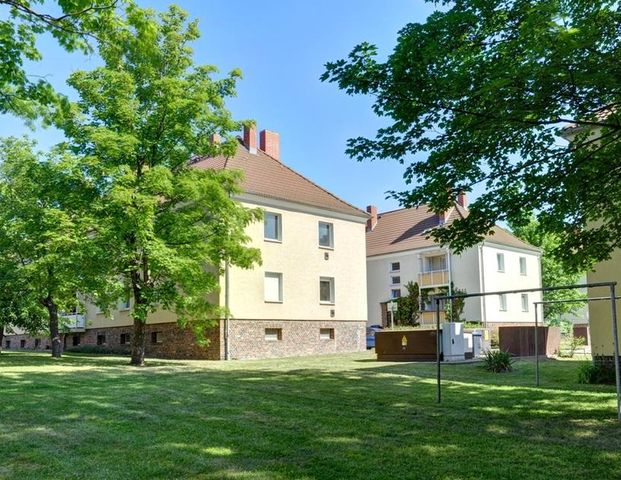 3-Raum-Wohnung mit Balkon bei Beesen - jetzt schnell sein! - Photo 1