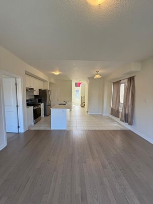 For Lease - 136 Gildersleeve Boulevard, Loyalist, Ontario - Photo 1