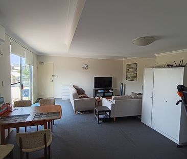 Alexandria - Photo 5