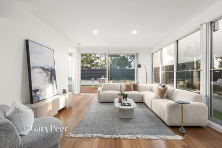 201 / 677 Glen Huntly Rd, Caulfield - Photo 2