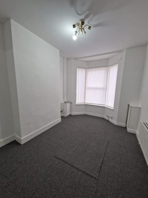 3 Bed Terraced House, Palatine Road, CH44 - Photo 1