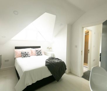 Richmond Parc, Richmond Road, Cardiff - Photo 2