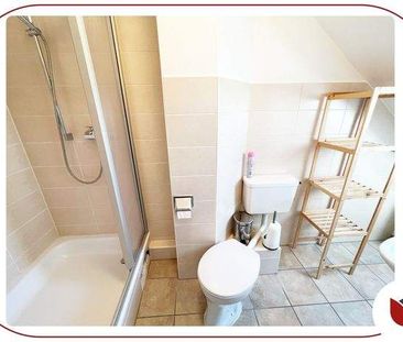 Charmante Single-Wohnung in gepflegtem 4-Parteienhaus – direkt am B... - Photo 6