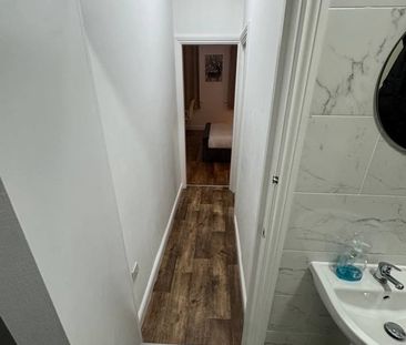 1 Bed Flat, Praed Street, W2 - Photo 5