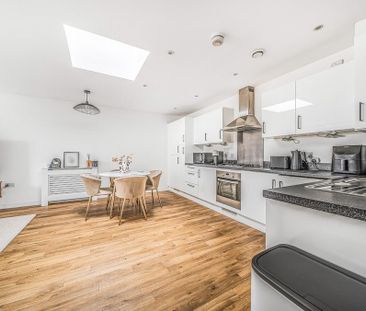 2 bedroom apartment to rent - Photo 6