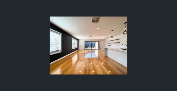 Stunning Family Home - Photo 1